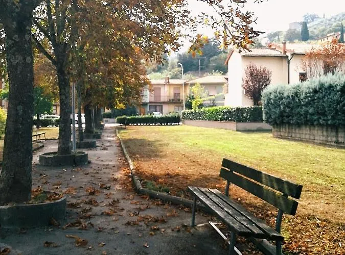 לינה וארוחת בוקר Esterofili קרמיניאנו